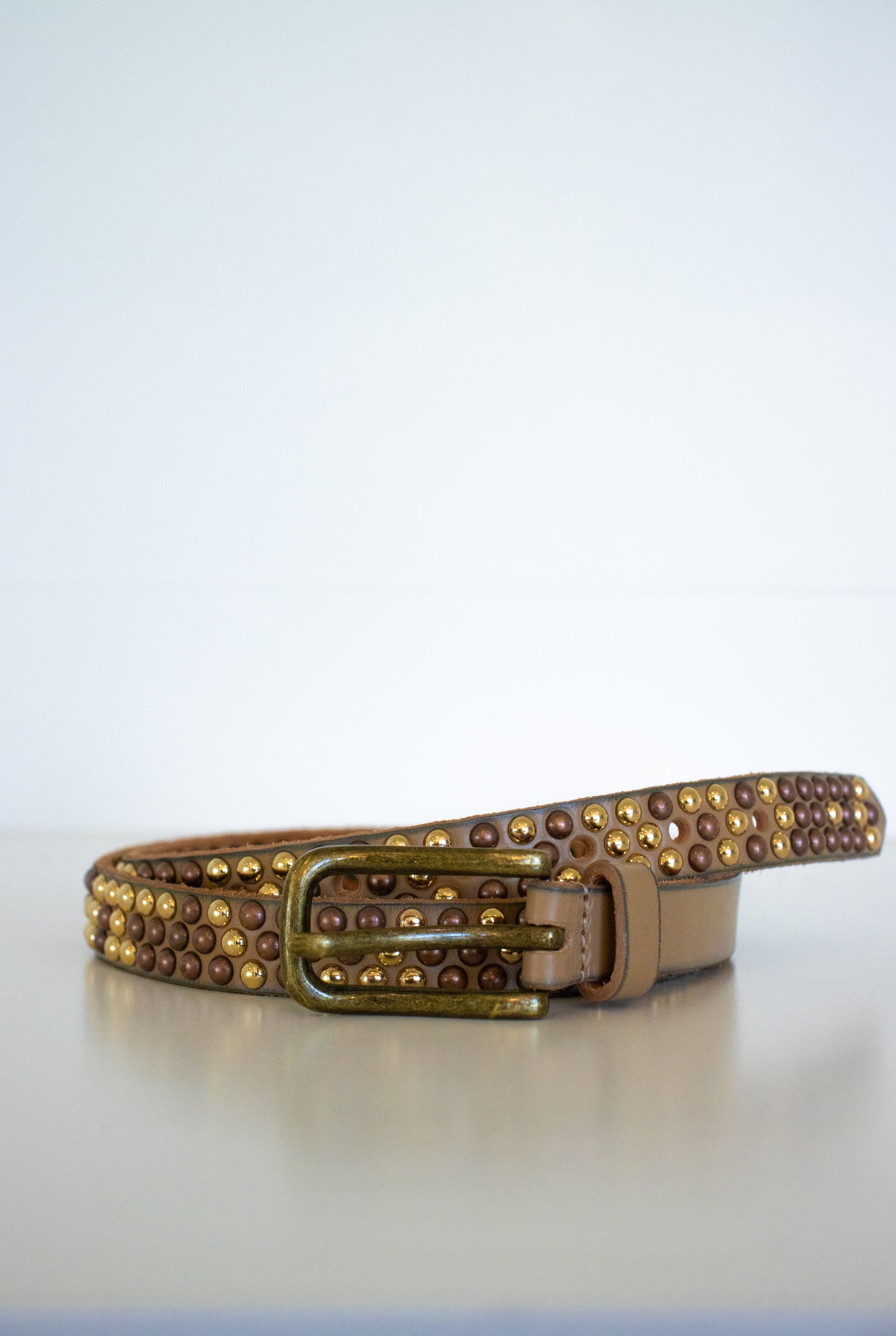 Studded Skinny Belt | Tan |